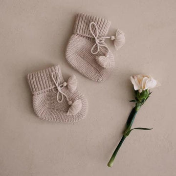Knitted baby booties - Gris Perle